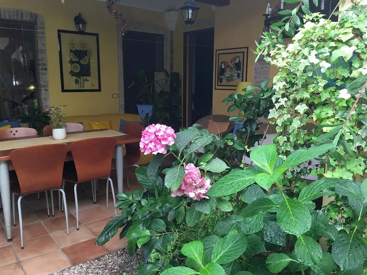 L'Angolo Antico Oristano Bed & Breakfast